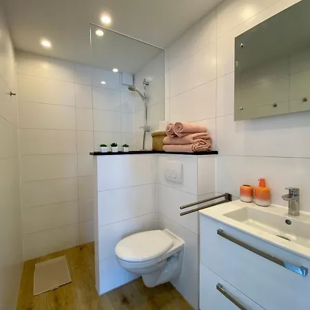 Lejlighed In - Koeln Bonn Phantasialand Bornheim (Rheinland)